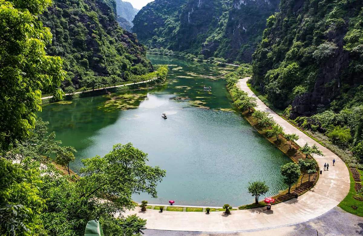 Tuyet-Tinh-Coc-Ninh-Binh.jpg