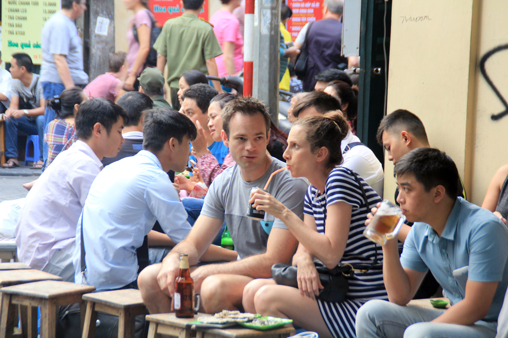 Hanoi-street-food.jpg