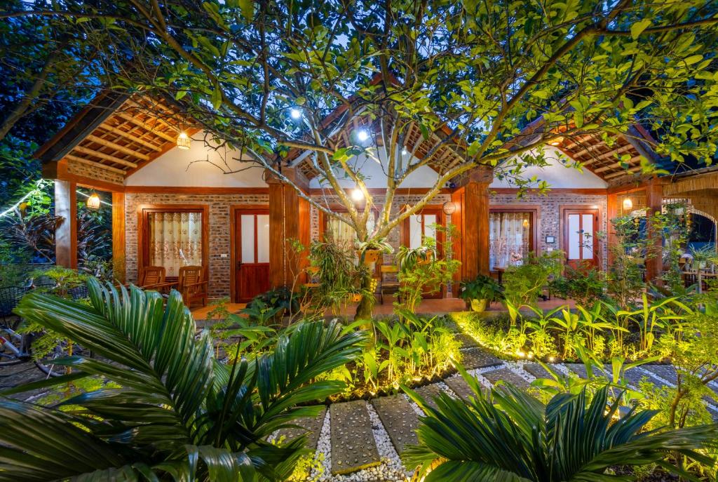 TamCoc Moonlight Sweet Home
