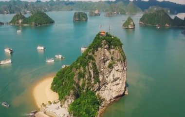 Halong bay deluxe cruise day trip from Hanoi